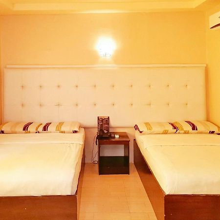 Ipil  Reddoorz @ Jackie'S Hotel & Restaurant מראה חיצוני תמונה